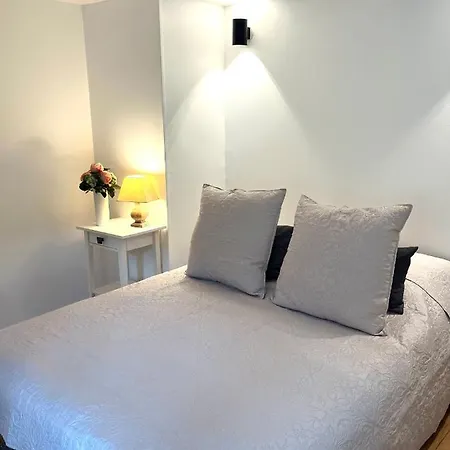 Le 8 Appartement Honfleur Buitenkant foto